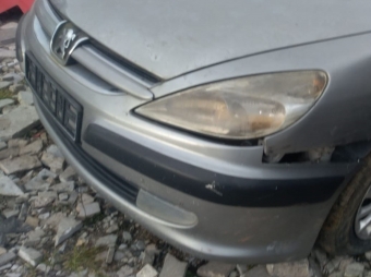 2003 model peugeot 607 2.2 benzinli çıkma ön tampon.