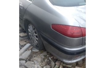 2003 model peugeot 607 2.2 benzinli çıkma sol arka çamurluk.