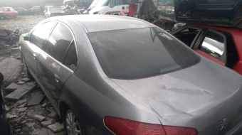 2003 model peugeot 607 2.2 benzinli.