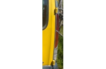 2003 model renault kangoo 1.9 çıkma sağ bagaj kapağı menteşesi
