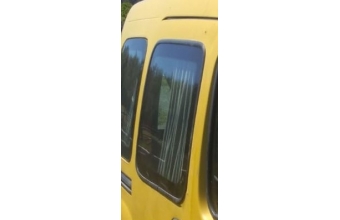 2003 model renault kangoo 1.9 çıkma sağ sürgü kapı camı