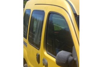2003 model renault kangoo 1.9 çıkma sağ takım kapı camı