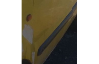 2003 model renault kangoo 1.9 çıkma sol ön kapı bandı