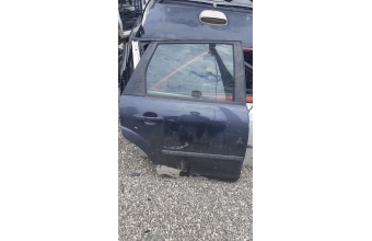 2004 2008 model ford focus 2 çıkma sağ arka kapı dolu