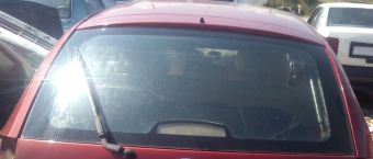 2004 kia rio çıkma bagaj camı.