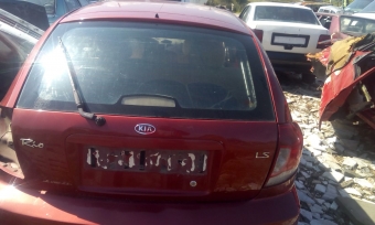 2004 kia rio çıkma dolu bagaj kapağı.
