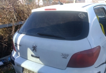 2004 model peugeot 307 1.4 hdi çıkma dolu bagaj kapağı