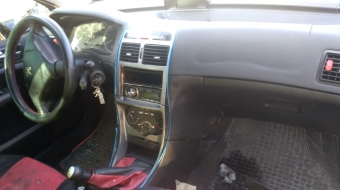 2004 model peugeot 307 1.4 hdi çıkma göğüslük torpido
