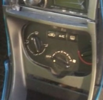 2004 model peugeot 307 1.4 hdi çıkma klima kontrol paneli