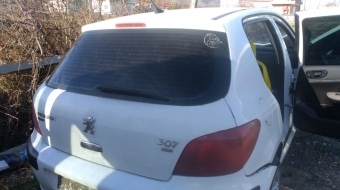 2004 model peugeot 307 1.4 hdi kesme arka kasa