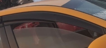 2005 2019 model hyundai accent era çıkma sağ ön cam plastiği.