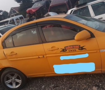 2005 2019 model hyundai accent era çıkma sağ takım kapı.
