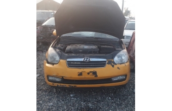 2005 2019 model hyundai accent era çıkma takım far.