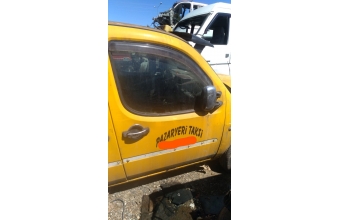 2005 model fiat doblo 1.9 jtd çıkma sağ ön dolu kapı