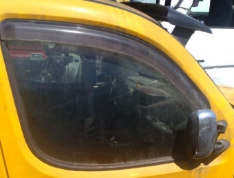 2005 model fiat doblo 1.9 jtd çıkma sağ ön kapı camı