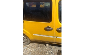 2005 model fiat doblo 1.9 jtd çıkma sağ yan panel