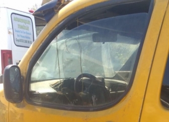 2005 model fiat doblo 1.9 jtd çıkma sol ön kapı camı