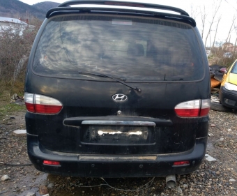 2005 model hyundai starex 2.5 crdi kesme arka kasa