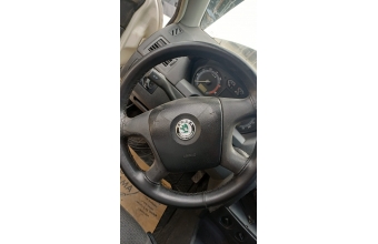 2005 skoda fabia 1.2 12 V direksiyon airbegi