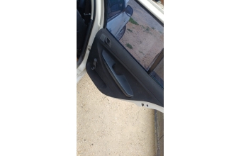 2005 skoda fabia sağ arka kapi döşemesi