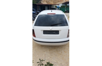 2005 skoda fabia stw bagaj kapağı