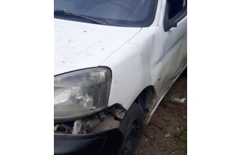 2006 model peugeot partner 1.9 çıkma sol ön çamurluk