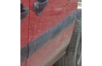 2007 model fiat doblo 1.3 multijet çıkma sağ ön kapı bandı