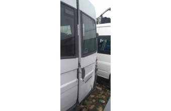 2008 model bmc megastar çıkma dolu sağ bagaj kapağı