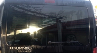 2008 model ford connect 1.8 dizel çıkma bagaj camı