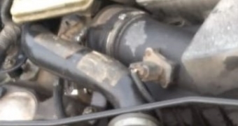 2008 model ford connect 1.8 dizel çıkma hava filtre borusu