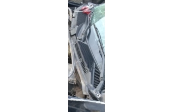 2008 model ford connect 1.8 dizel çıkma ön cam önü ızgarası