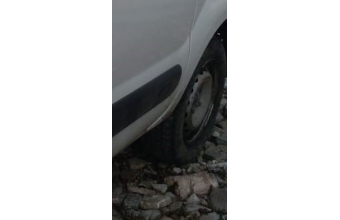 2008 model renault kangoo 1.5 çıkma sağ ön jant lastik.