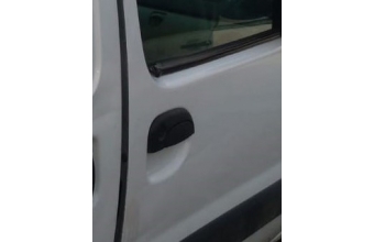 2008 model renault kangoo 1.5 çıkma sağ ön kapı kolu.