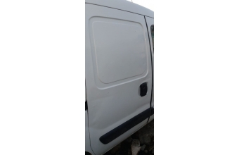 2008 model renault kangoo 1.5 çıkma sağ sürgülü kapı.