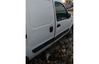 2008 model renault kangoo 1.5 çıkma sağ yan panel.