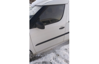 2008 model skoda roomster 1.4 dizel çıkma sol ön dolu kapı