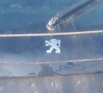2009 model peugeot 207 1.4 benzinli çıkma bagaj arma