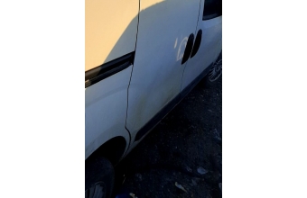 2009 model peugeot 207 1.4 benzinli çıkma sağ marşbiyel