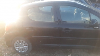 2009 model peugeot 207 1.4 benzinli kesme kupa