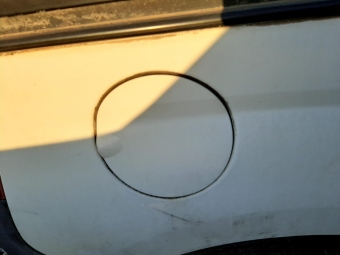 2009 model peugeot bipper 1.4 hdi çıkma depo kapağı