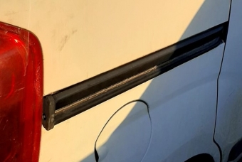 2009 model peugeot bipper 1.4 hdi çıkma sağ sürgü kapı rayı