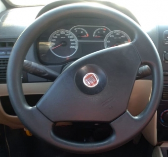 2011 model fiat albea 1.3 multijet euro 4 çıkma direksiyon simidi.