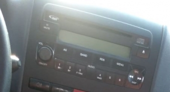 2011 model fiat albea 1.3 multijet euro 4 çıkma radyo.