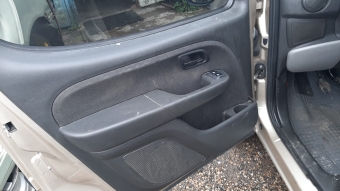 2011 model fiat doblo safeline sökme sol kapı döşemesi