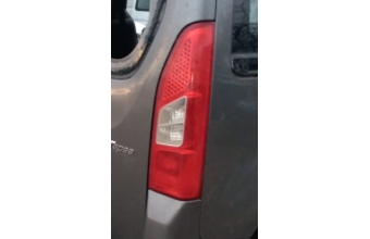 2012 model peugeot partner tepee 1.6 euro 5 çıkma orjinal sağ stop lambası