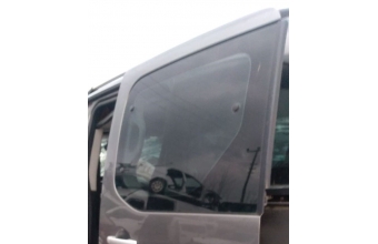 2012 model peugeot partner tepee 1.6 euro 5 çıkma sol sürgülü kapı camı