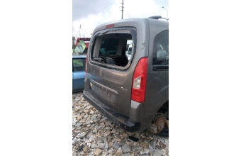 2012 model peugeot partner tepee 1.6 euro 5 komple arka kasa