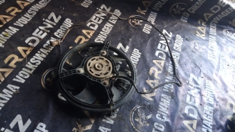 8D0959455C Volkswagen Passat klima fan motoru