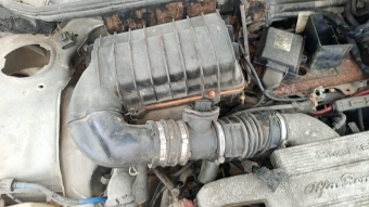 alfa romeo 146 1.6 boxer motor hava filtre kazanı borusu 5 bin