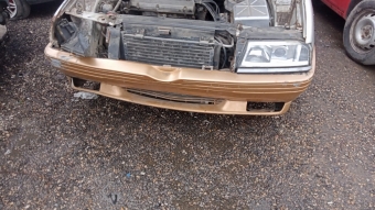 Alfa Romeo 164 ön tampon